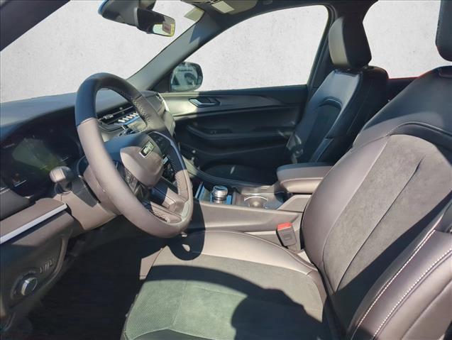 New 2025 Jeep Grand Cherokee Altitude image 3