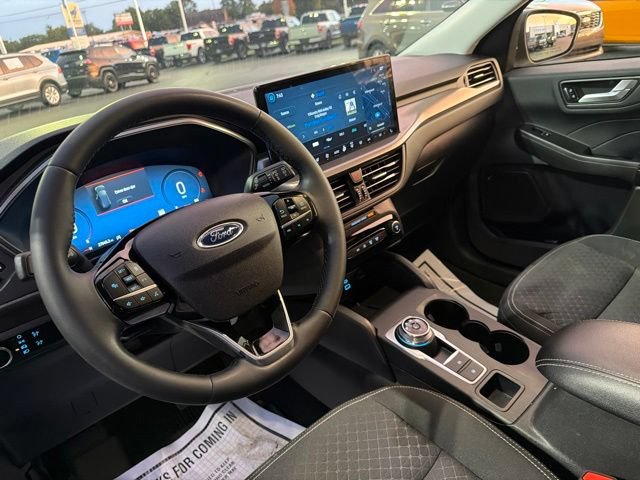 Used 2023 Ford Escape Active w/ Tech Pack #2 AWD/4WD image 23