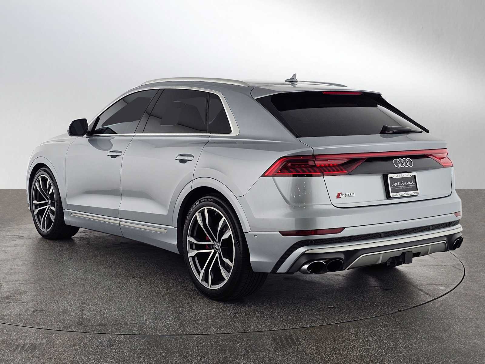 Used 2023 Audi SQ8 Premium Plus AWD/4WD image 3