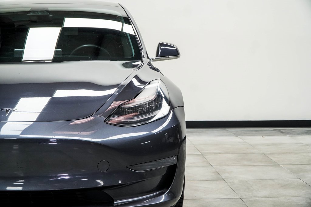 Used 2019 Tesla Model 3 Mid Range image 4