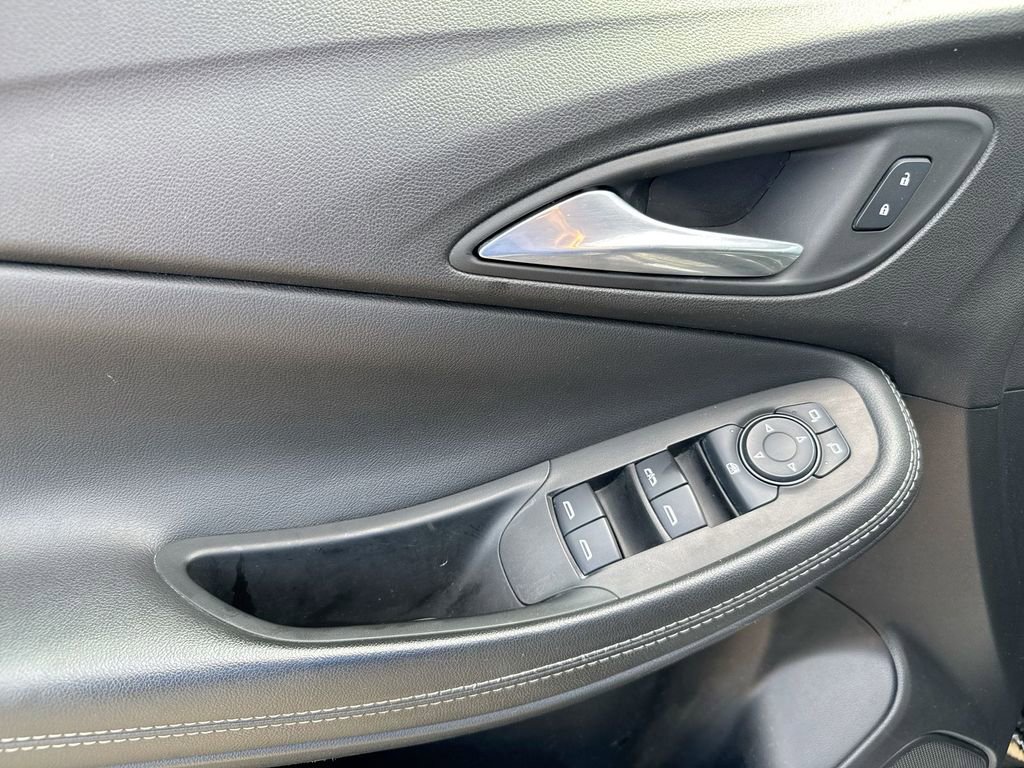 Used 2021 Buick Encore GX Preferred FWD image 20