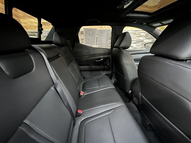 Used 2024 Hyundai Santa Cruz Night AWD/4WD image 36