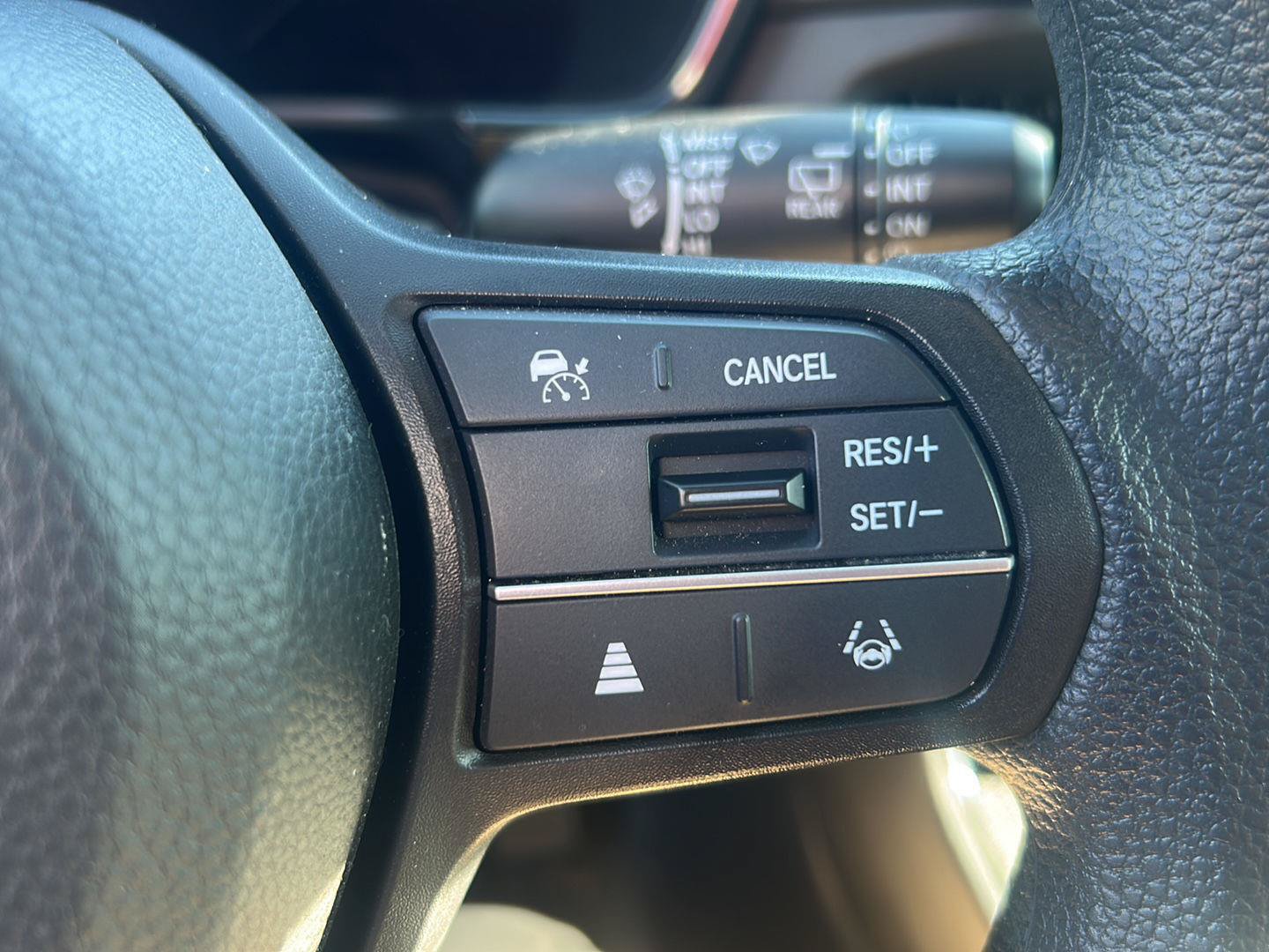 Used 2025 Honda CR-V LX image 16