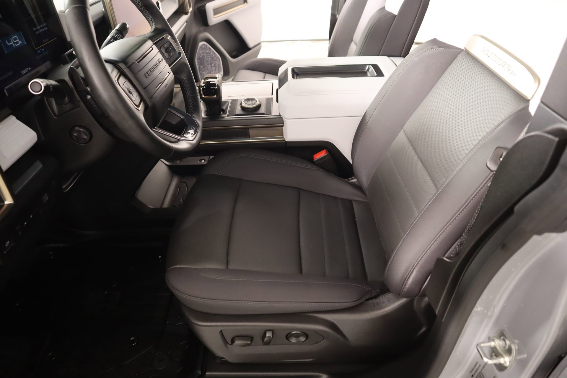 Used 2025 GMC Hummer EV 2X image 11