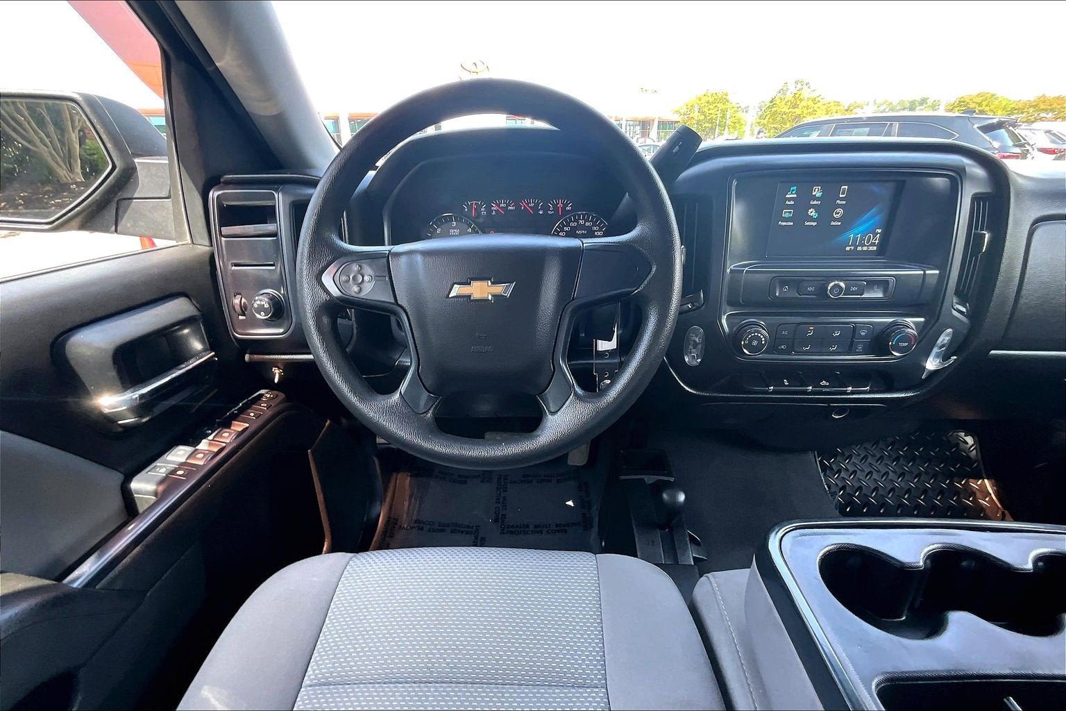Used 2018 Chevrolet Silverado 1500 Custom w/ Custom Value Package AWD/4WD image 5