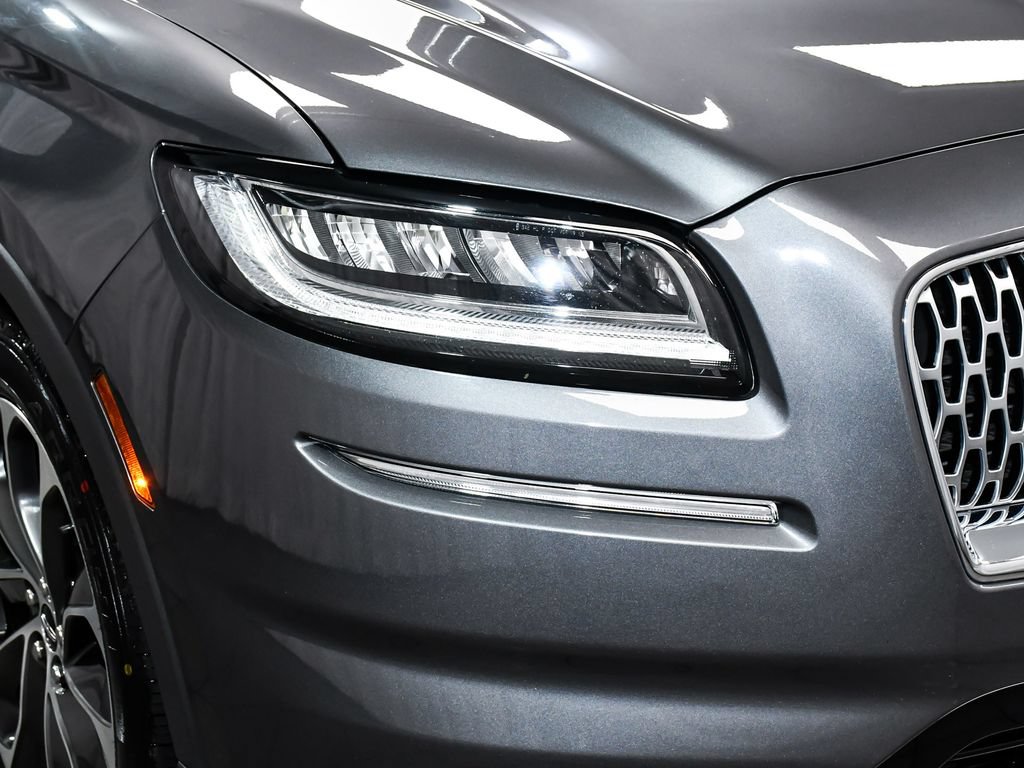 Used 2022 Lincoln Nautilus Reserve w/ Cargo Utility Package AWD/4WD image 65