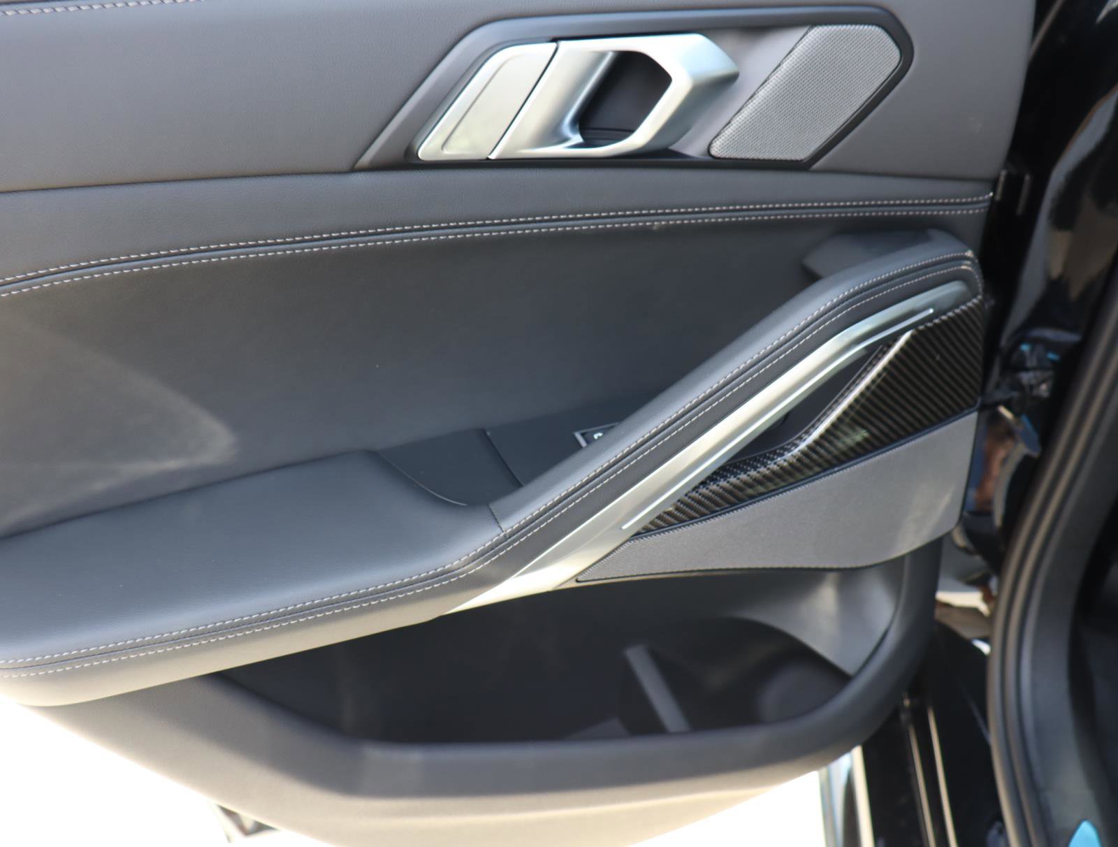 New 2026 BMW X6 M60i image 12