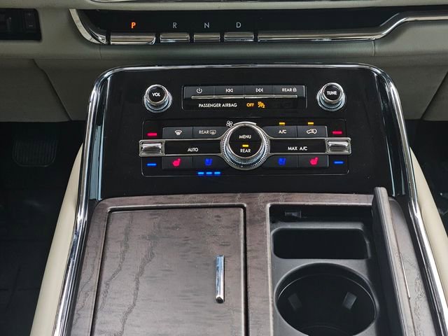 Used 2018 Lincoln Navigator L Reserve w/ Technology Package image 26