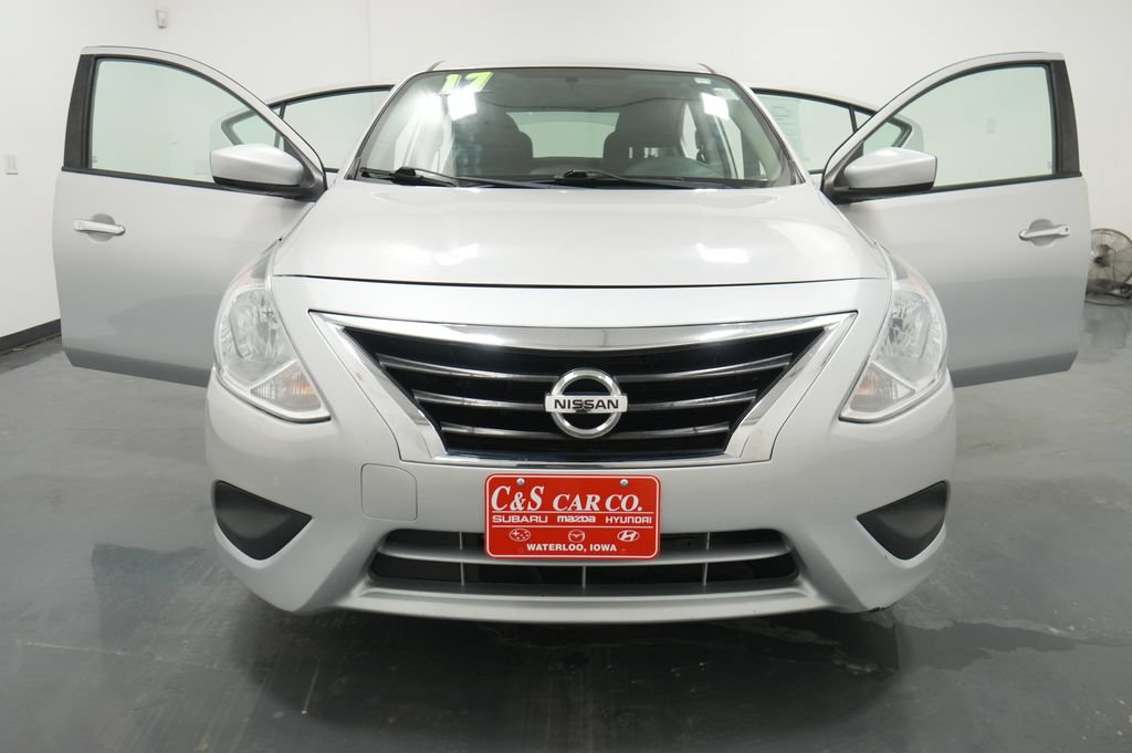 Used 2017 Nissan Versa SV FWD image 24