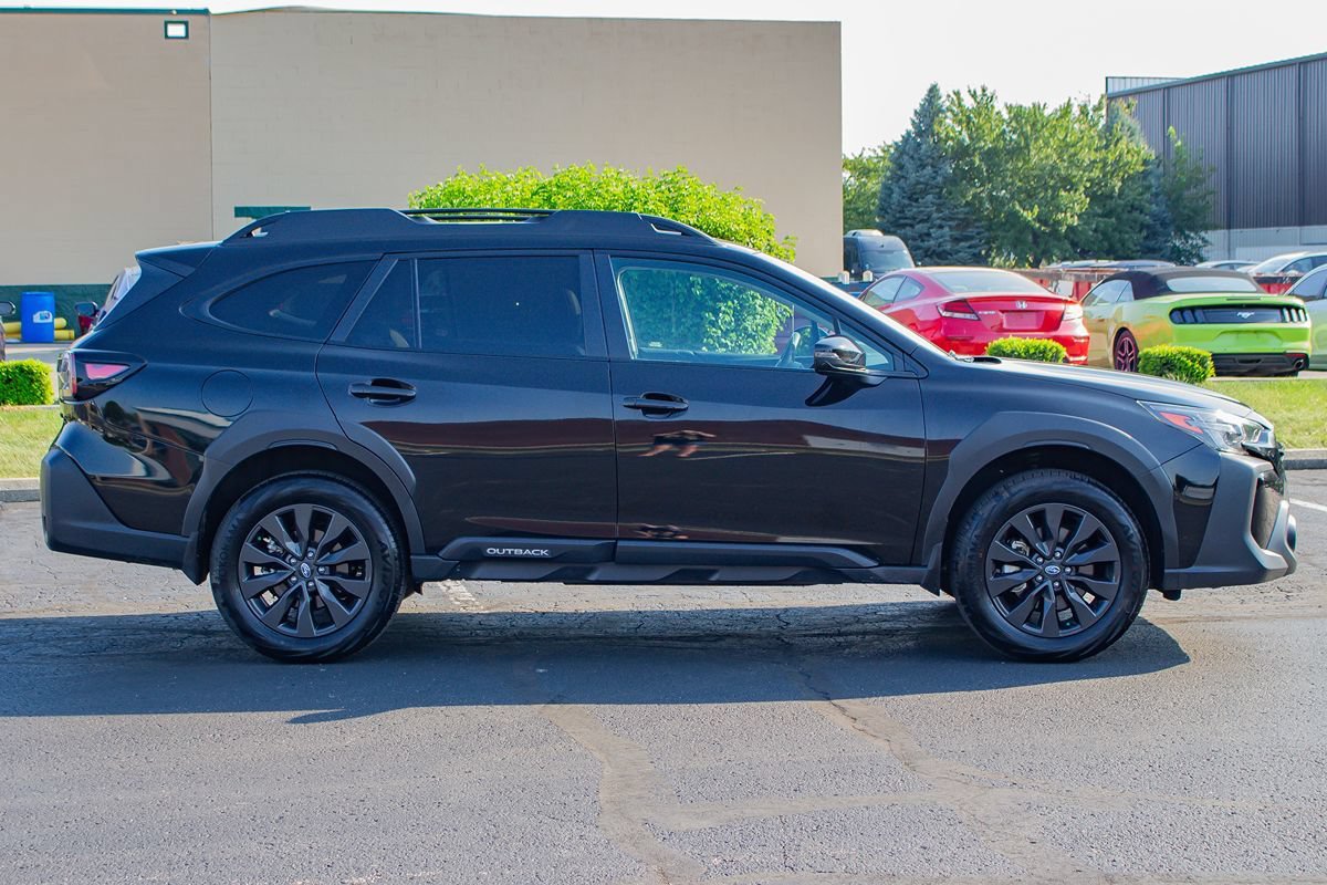 Used 2025 Subaru Outback Onyx Edition w/ Popular Package #2 AWD/4WD image 11
