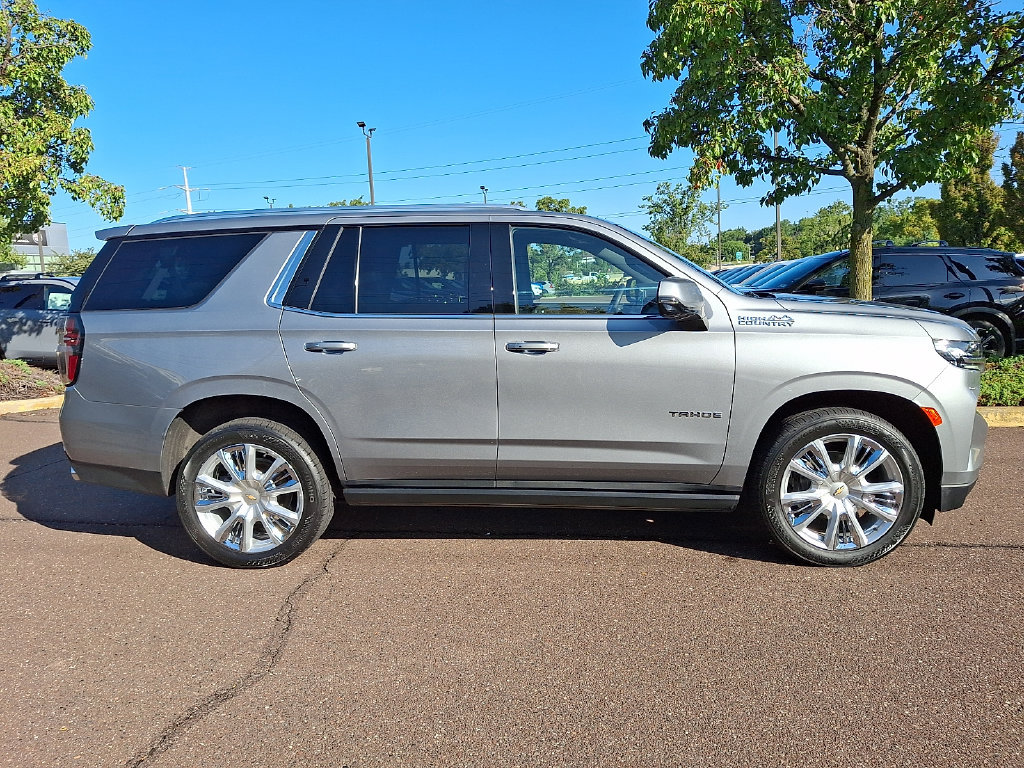 Used 2023 Chevrolet Tahoe High Country w/ LPO, Illumination Package AWD/4WD image 7