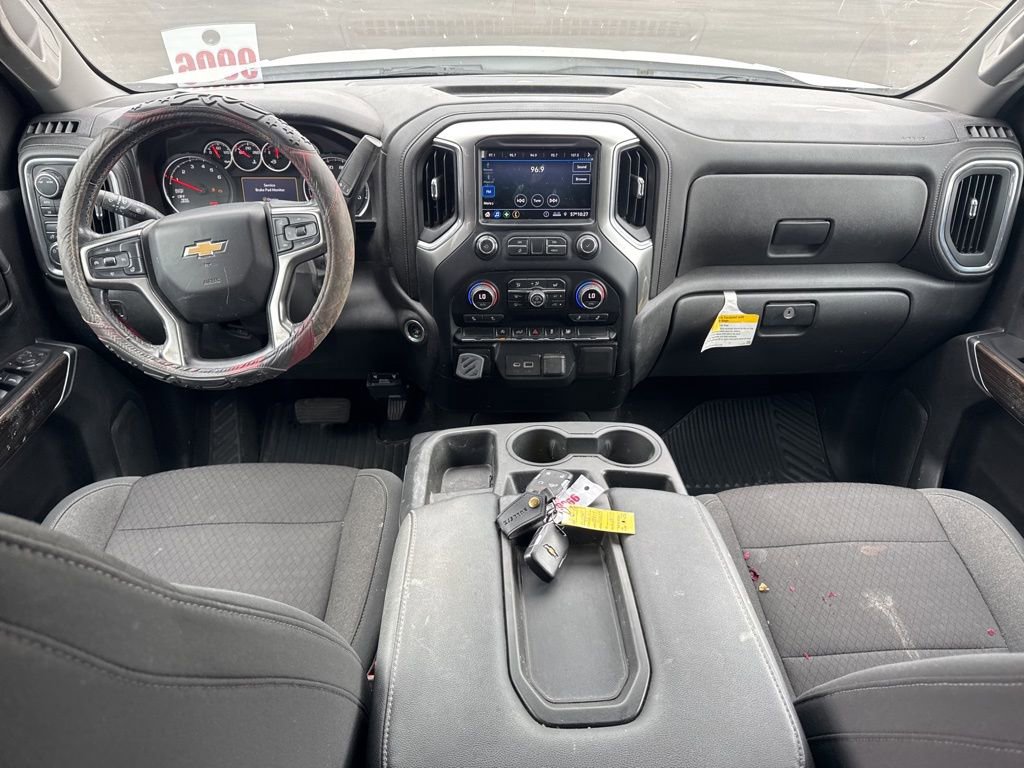 Used 2021 Chevrolet Silverado 1500 LT AWD/4WD image 16
