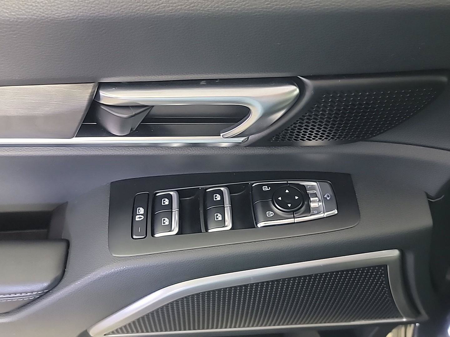 Certified 2025 Kia Telluride EX X-Line AWD/4WD image 40
