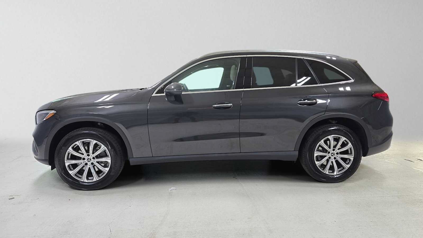 Certified 2026 Mercedes-Benz GLC 300 4MATIC image 6