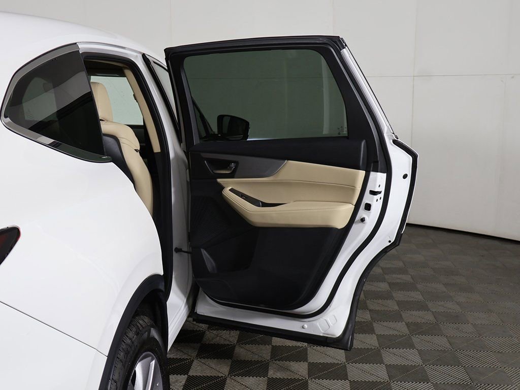 Used 2023 Acura MDX SH-AWD image 23