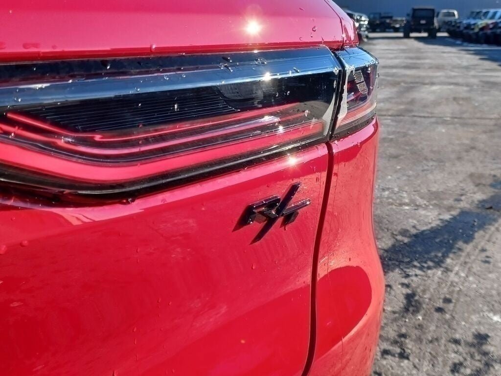 New 2024 Dodge Hornet R/T w/ R/T Blacktop Package image 12