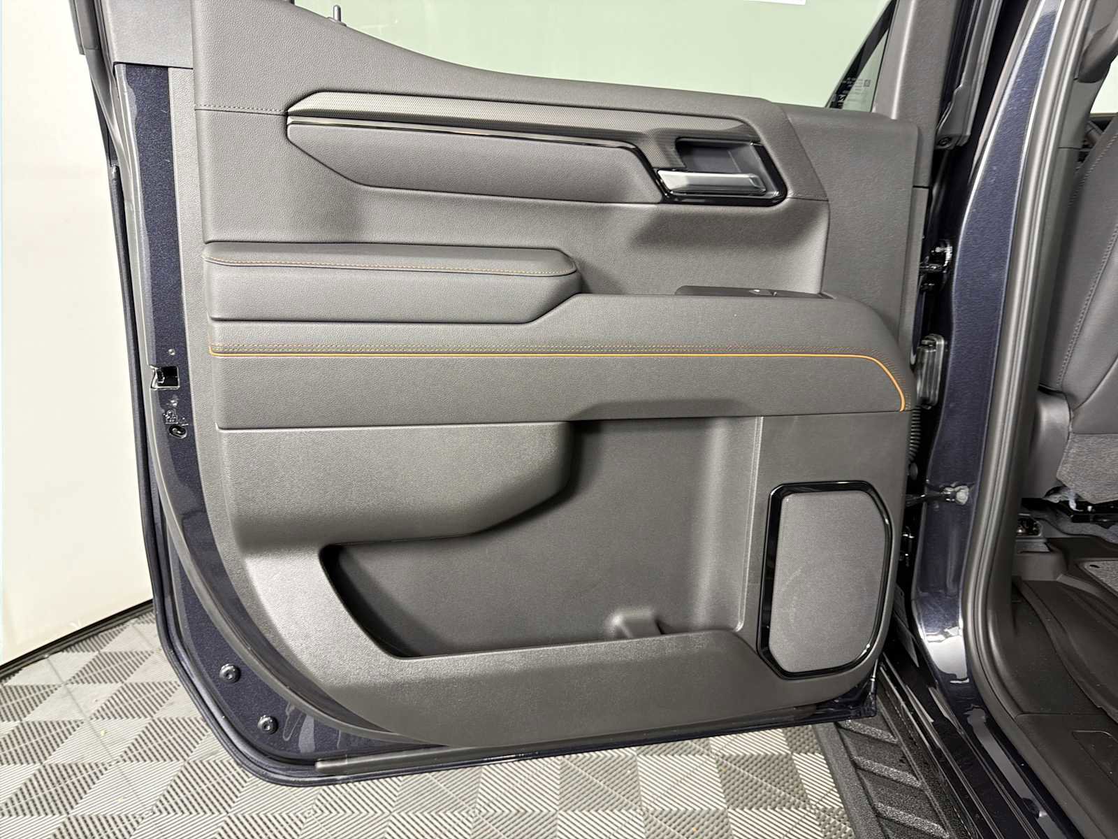 New 2026 GMC Sierra 1500 AT4 w/ AT4 Premium Package AWD/4WD image 38