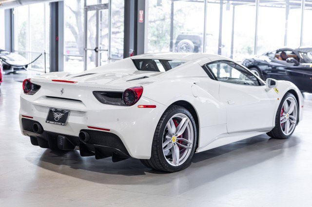 Used 2018 Ferrari 488 Spider RWD image 6