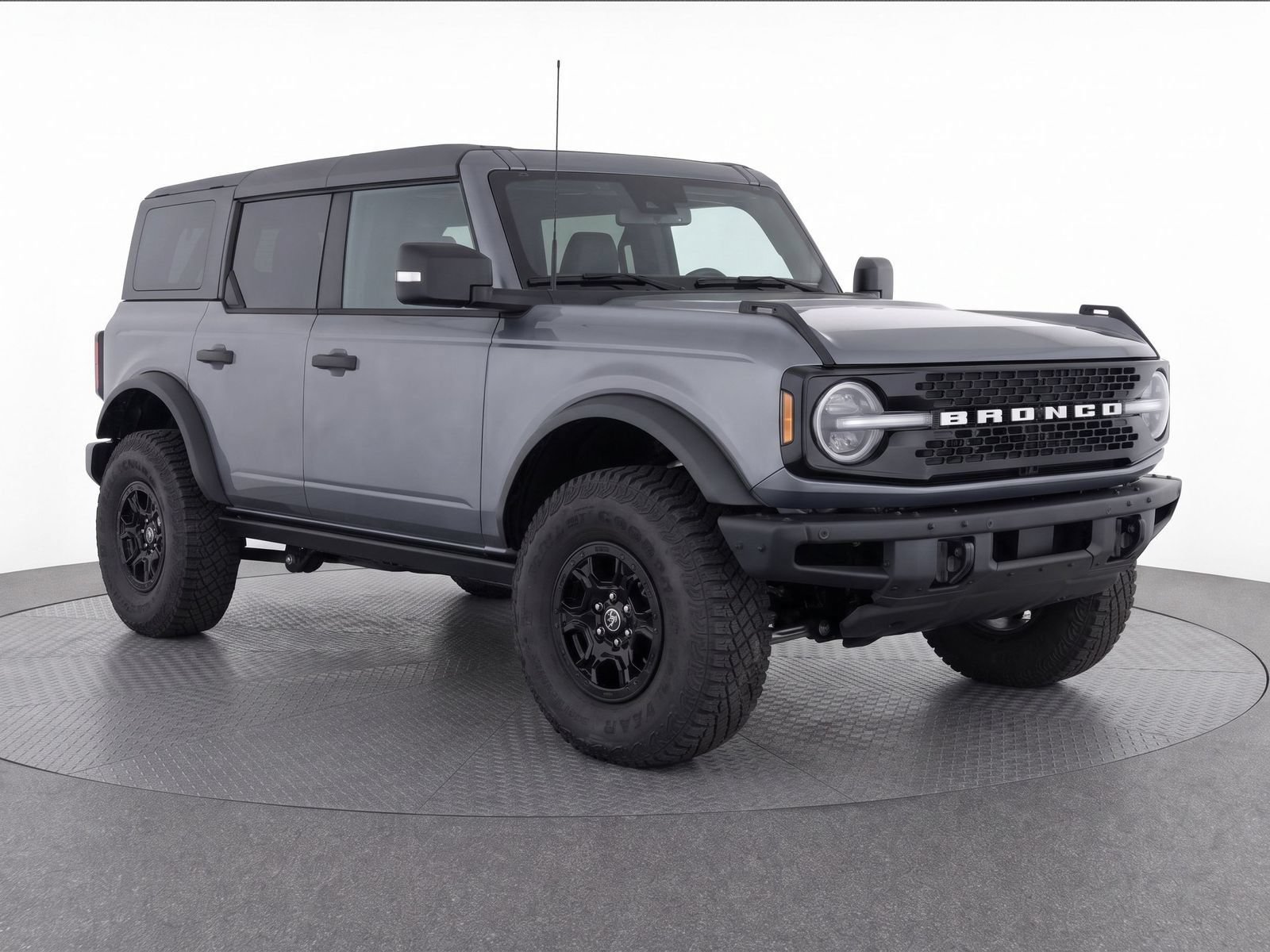 Used 2023 Ford Bronco Wildtrak AWD/4WD image 2