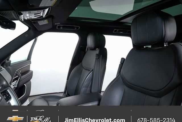 Used 2024 Land Rover Range Rover SE image 6
