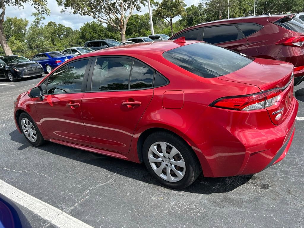 Used 2020 Toyota Corolla LE FWD image 4
