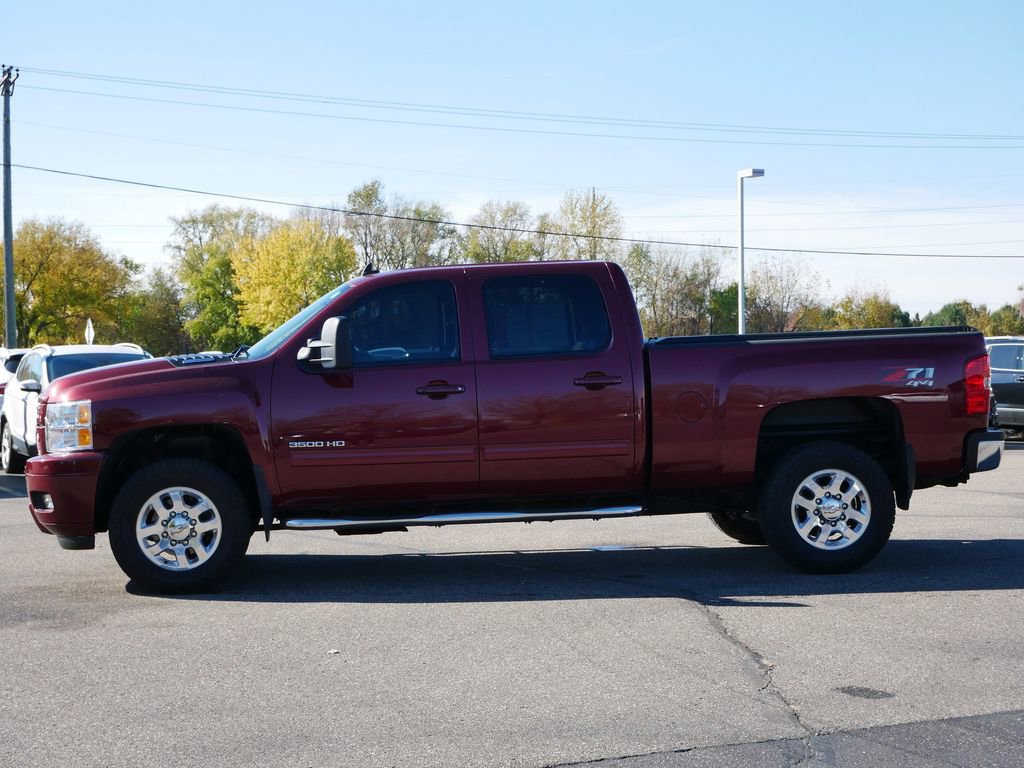 Used 2014 Chevrolet Silverado 3500 LT w/ Interior Plus Package image 4