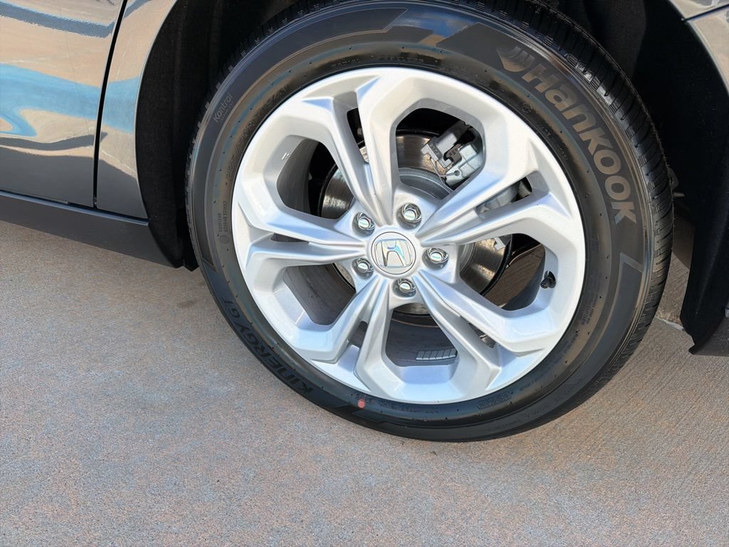New 2026 Honda Accord LX image 11