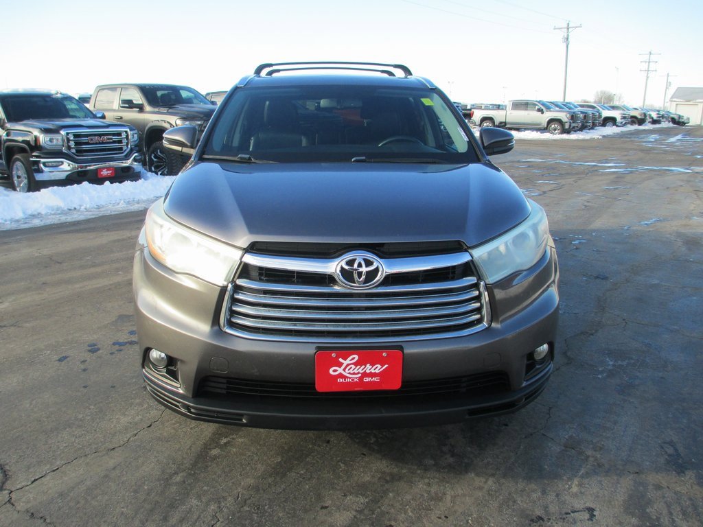 Used 2016 Toyota Highlander XLE image 10