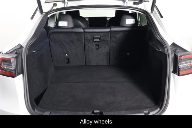 Used 2023 Tesla Model Y 2WD image 15