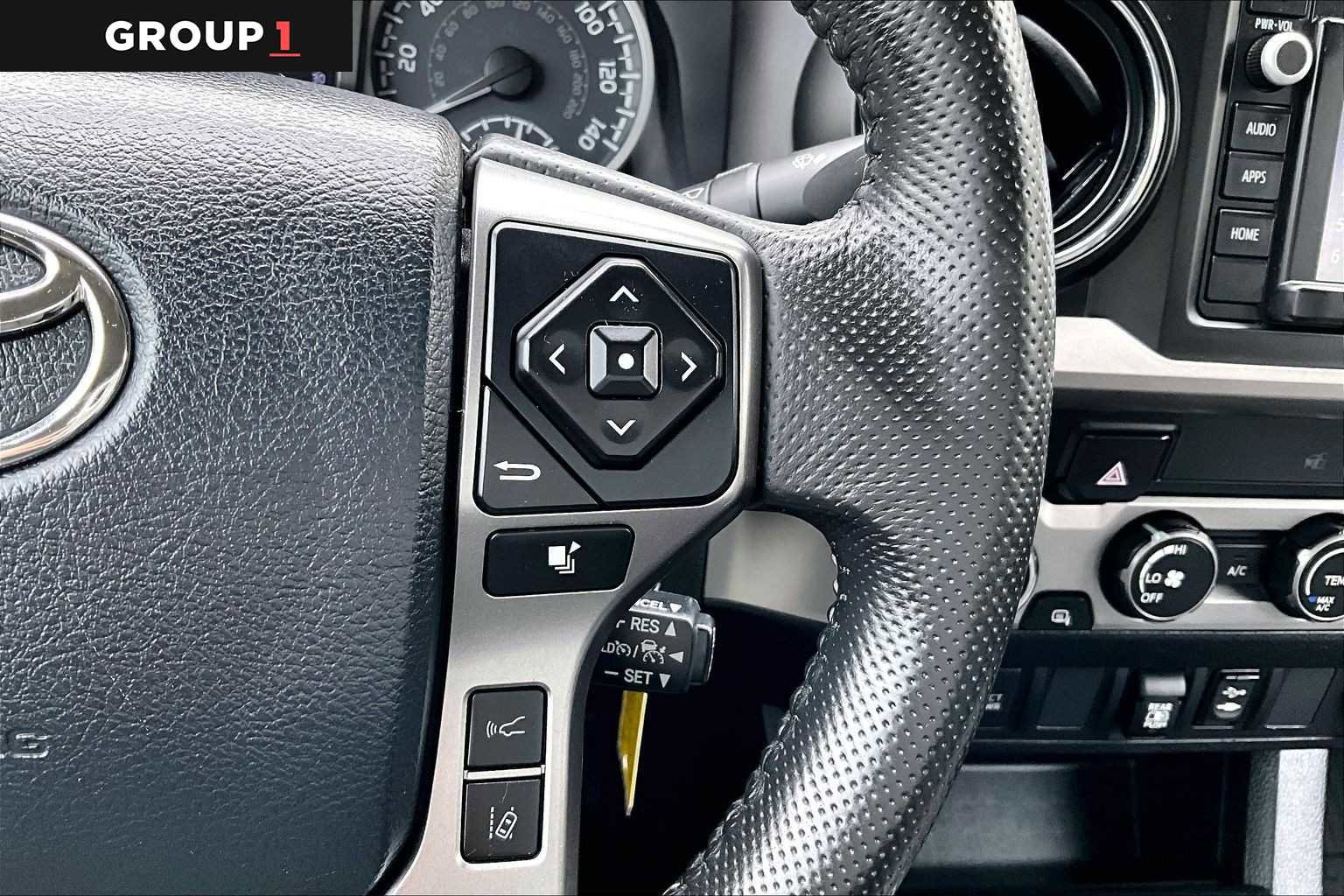 Used 2019 Toyota Tacoma SR5 AWD/4WD image 25