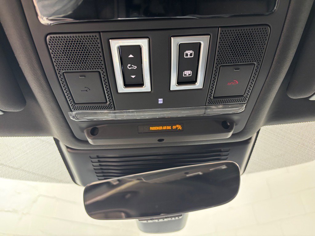 New 2026 Jaguar F-PACE R-Dynamic S image 12