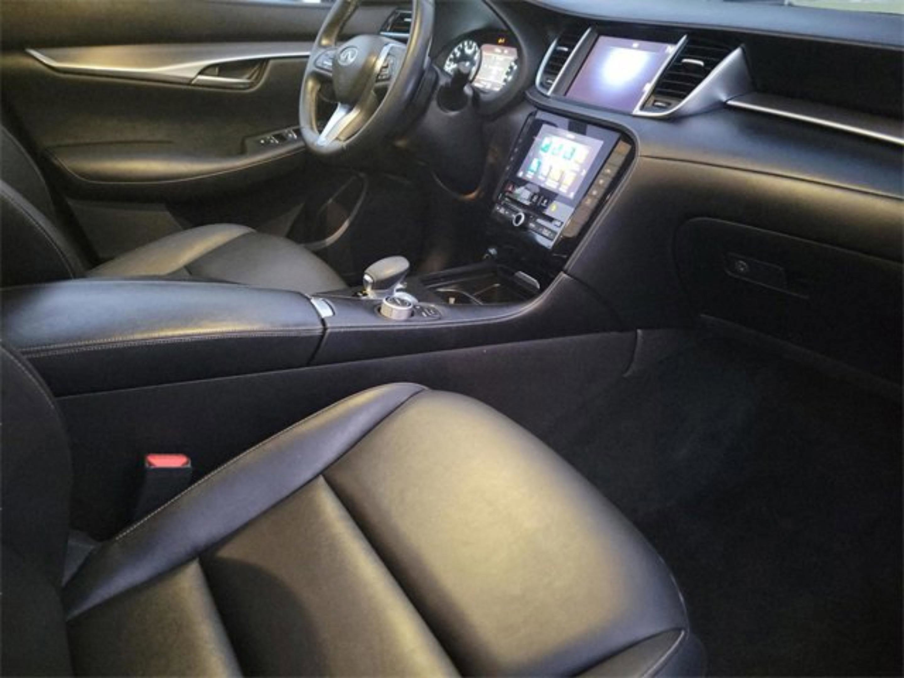 Used 2022 INFINITI QX50 Pure image 36