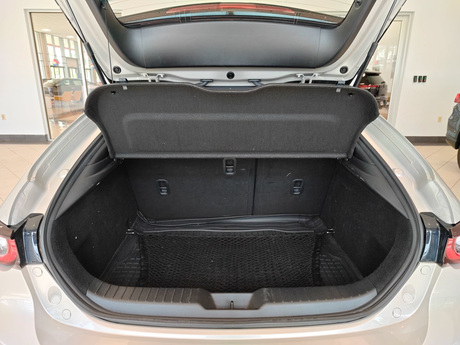 Used 2024 MAZDA MAZDA3 s FWD image 15