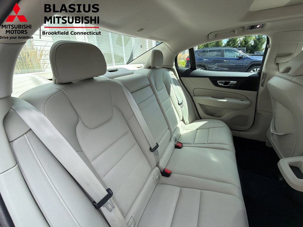 Used 2019 Volvo S60 T5 Momentum w/ Multimedia Package FWD image 55