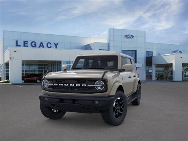 New 2026 Ford Bronco Outer Banks image 2