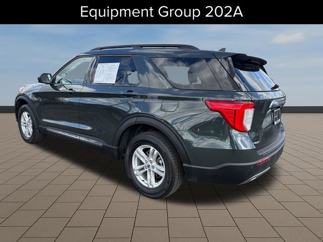 Used 2024 Ford Explorer XLT w/ Equipment Group 202A AWD/4WD image 5