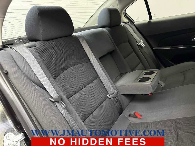 Used 2016 Chevrolet Cruze LT image 18