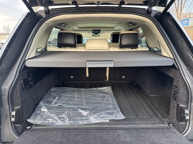 Used 2020 Land Rover Range Rover Long Wheelbase HSE image 8