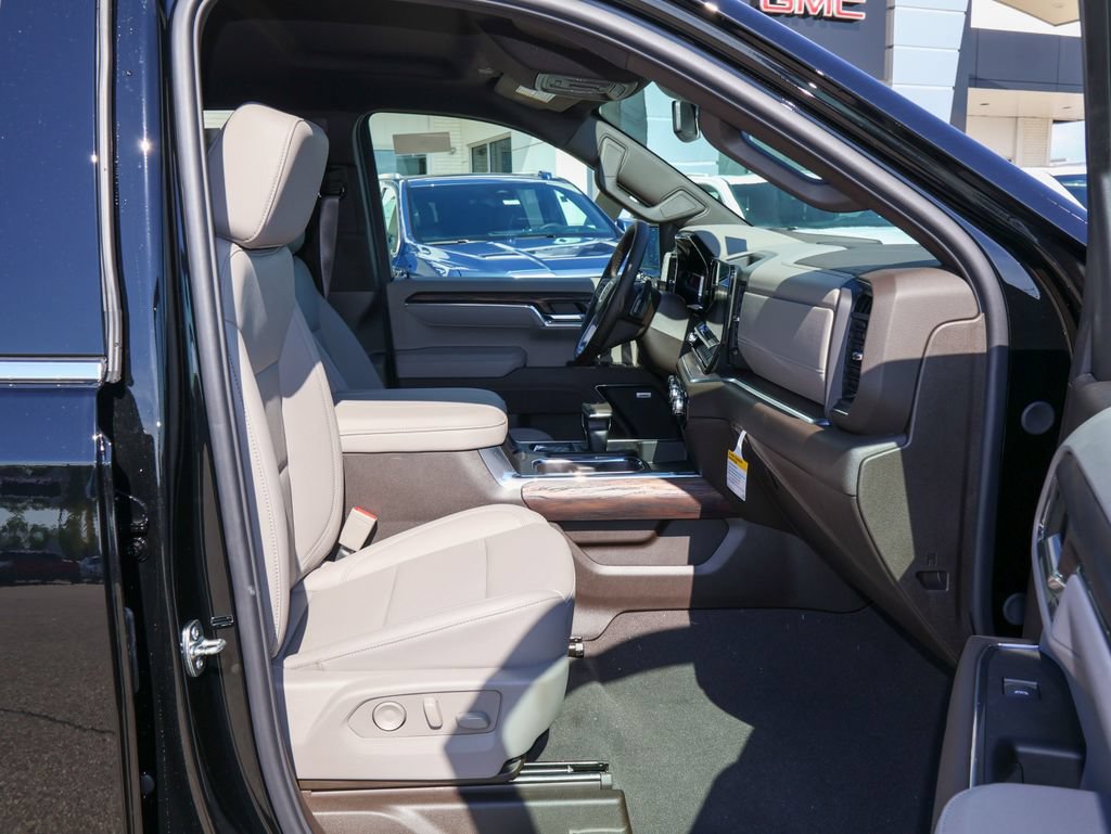 New 2026 GMC Sierra 1500 SLT w/ SLT Premium Plus Package AWD/4WD image 29