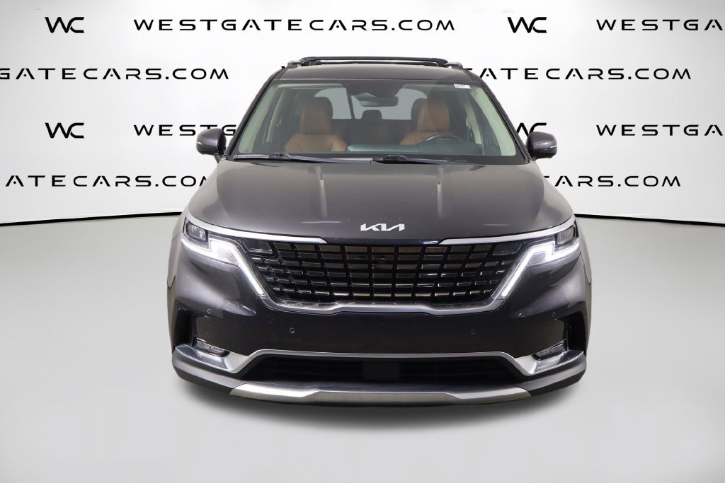 Used 2022 Kia Carnival SX FWD image 2