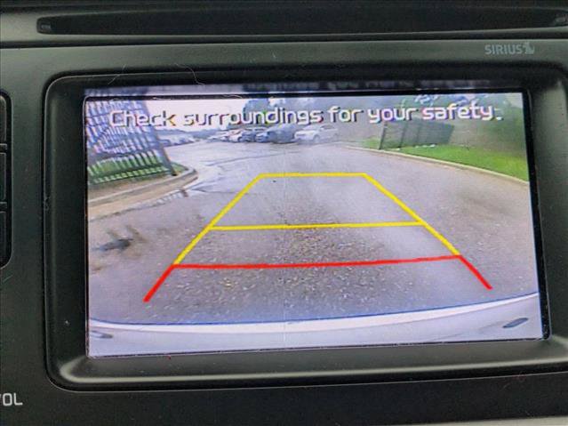 Used 2017 Kia Optima LX FWD image 13