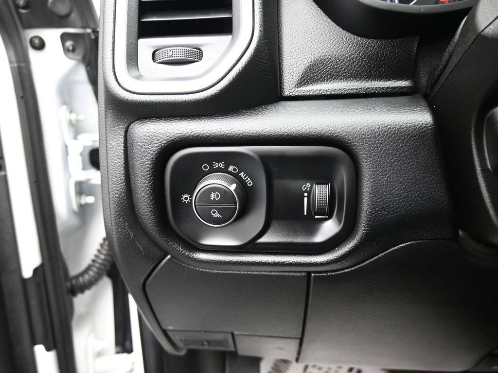 Used 2024 RAM 3500 Big Horn image 13