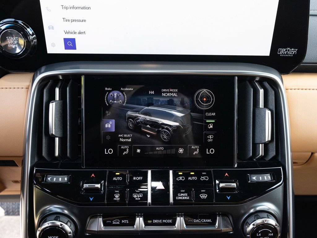 Used 2025 Lexus LX 600 4WD w/ Accessory Package (2T) image 41