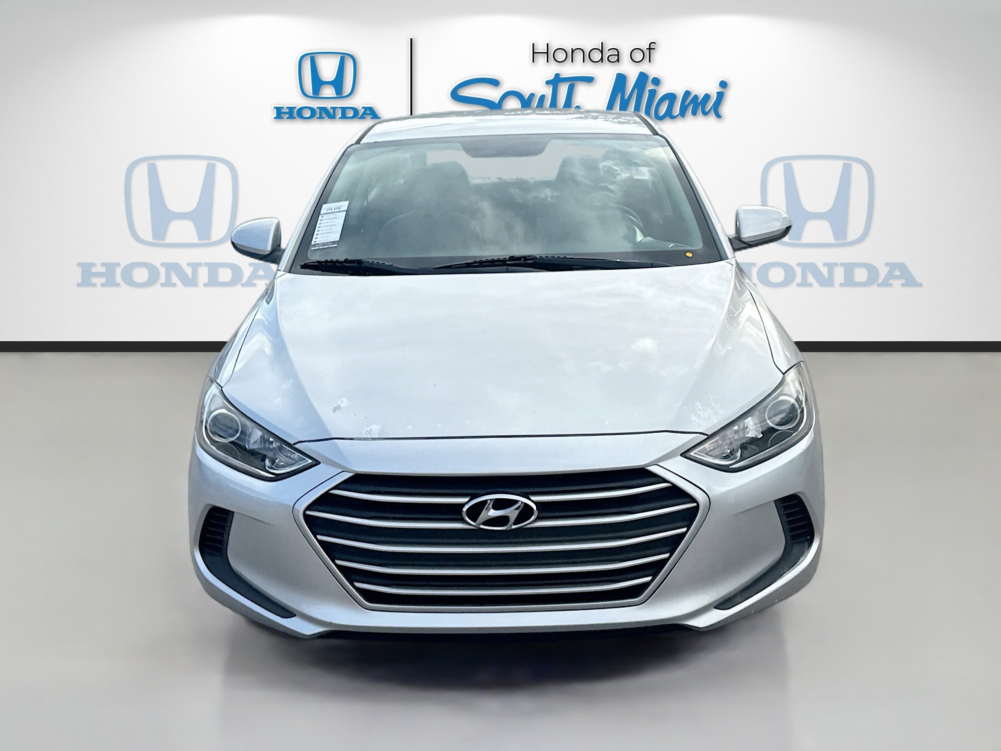 Used 2018 Hyundai Elantra SEL w/ Cargo Package image 2