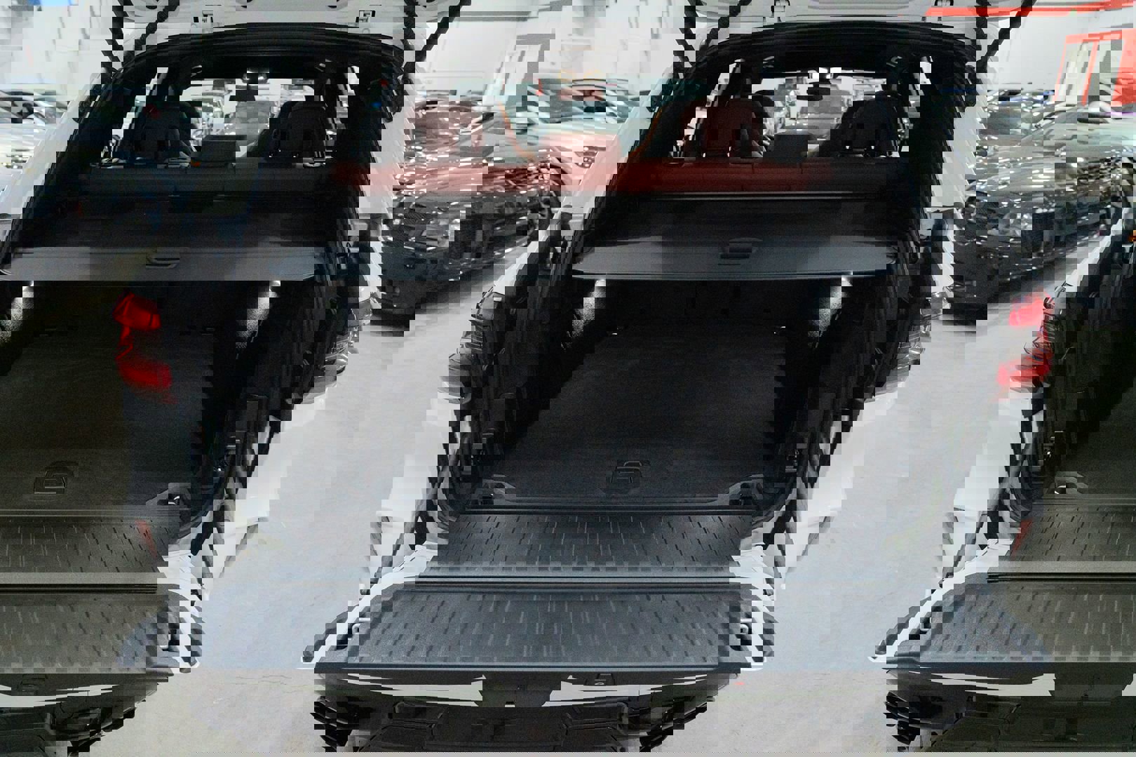 Used 2021 BMW X5 M w/ Competition Package image 30