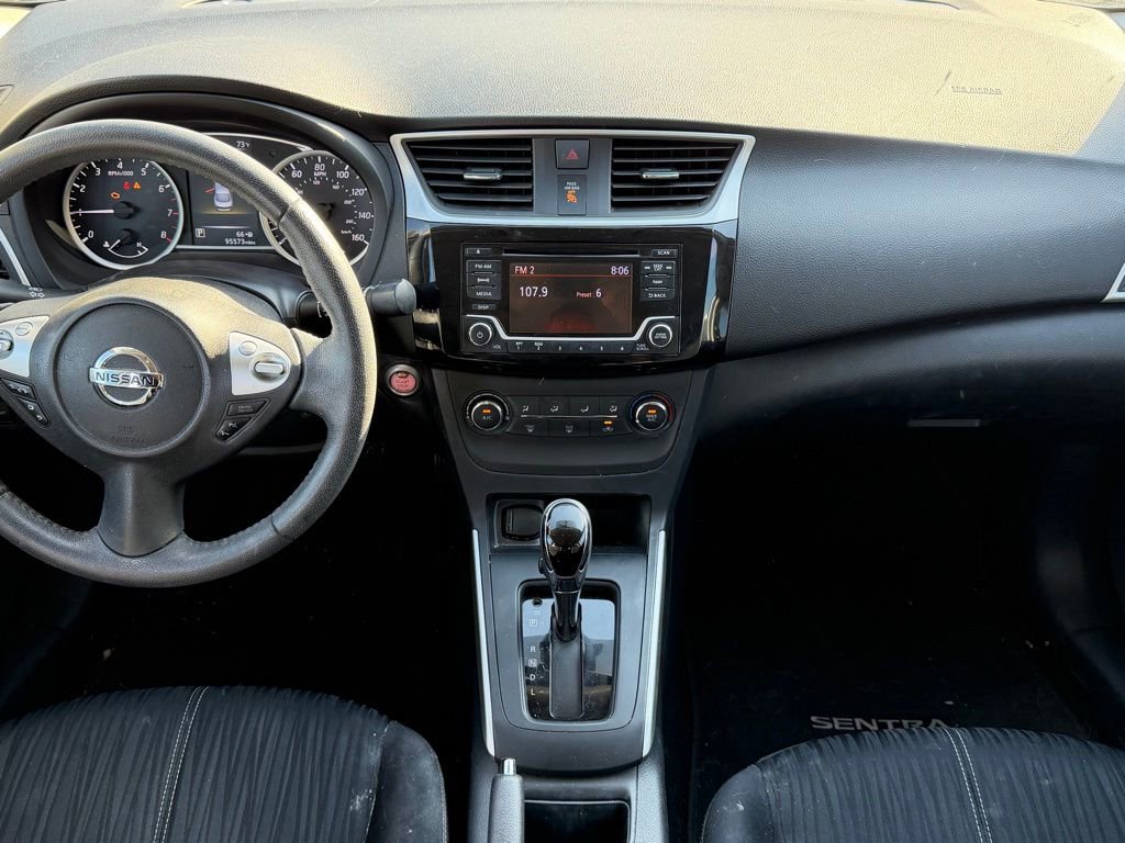 Used 2016 Nissan Sentra SV image 10