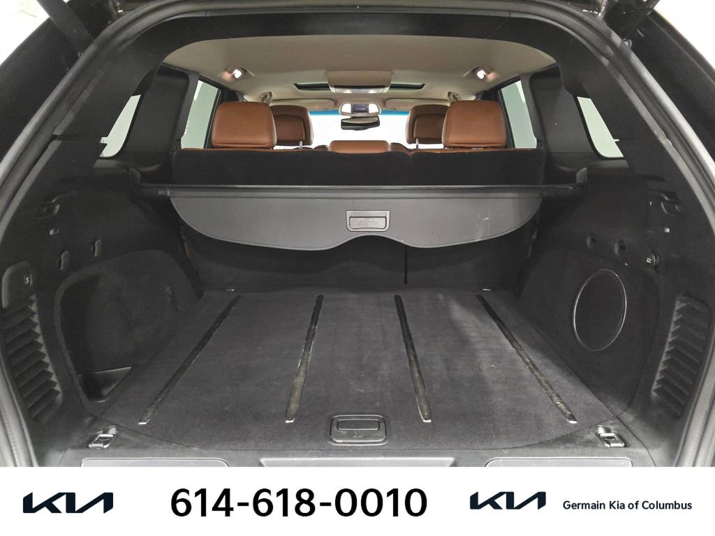 Used 2012 Jeep Grand Cherokee Overland Summit image 21