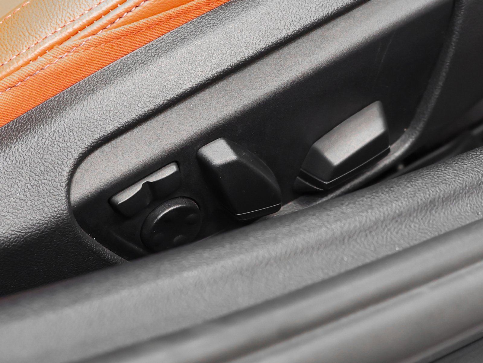 Used 2022 BMW Z4 M40i w/ Premium Package image 28