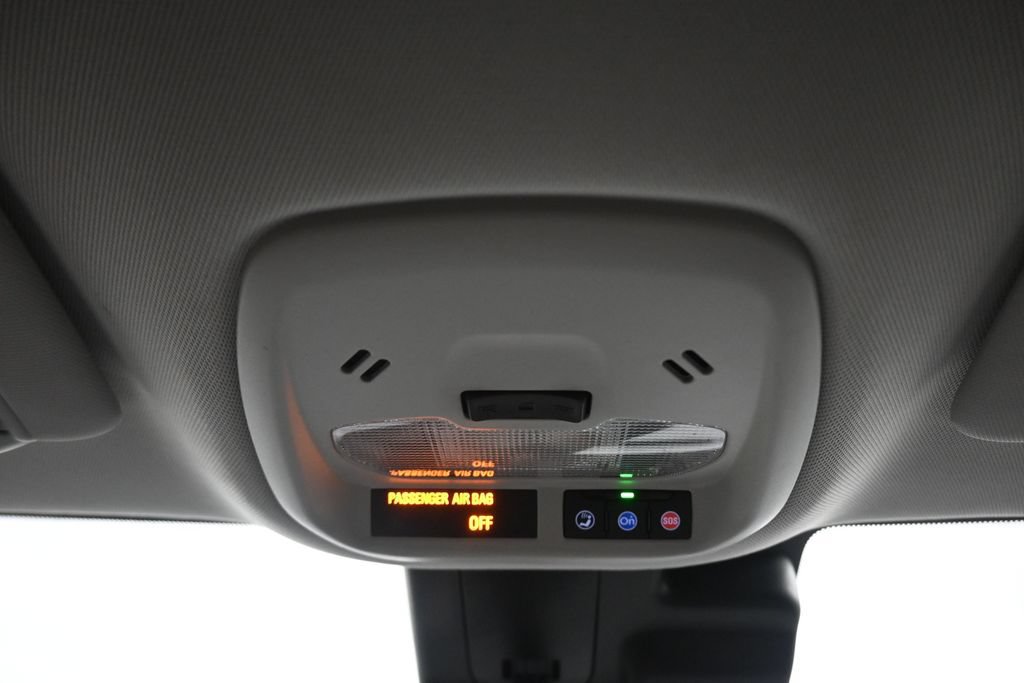 Used 2025 Chevrolet Trax LS FWD image 21