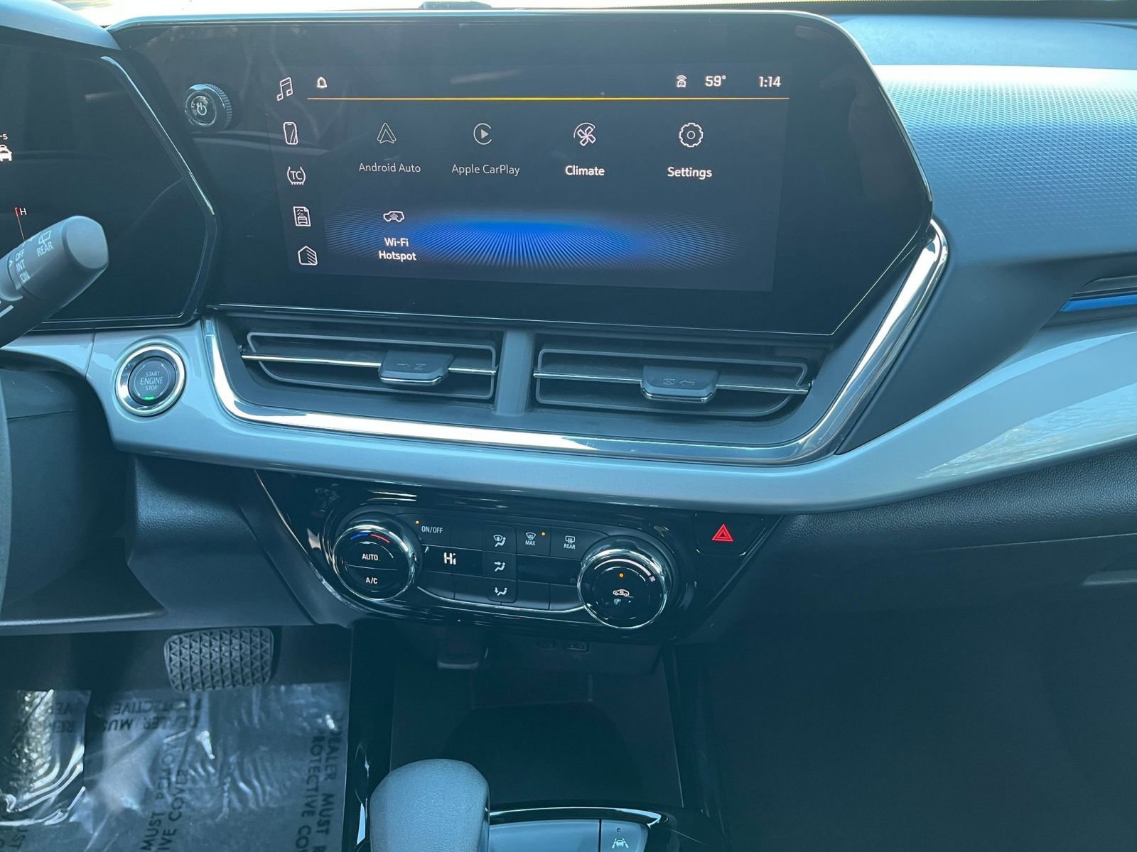 Used 2025 Chevrolet Trax LT image 18